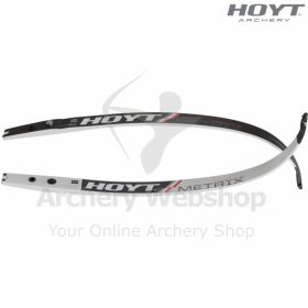 This image shows the Hoyt Metrix™ Series Limbs featuring a high-modulus carbon exterior and a carefully engineered composite structure. The limbs display a sleek carbon finish, refined curvature, and reinforced limb tips that support precise string alignm