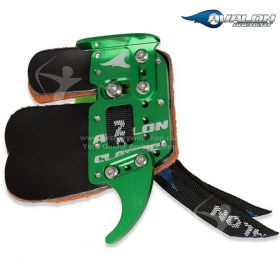 The Olympic Recurve Tab Classic by Avalon features premium cow leather and an aluminum frame for comfort and durability. Its adjustable thumb or jaw support, pink ledge, and finger spacers ensure a custom fit for archers of all skill levels.