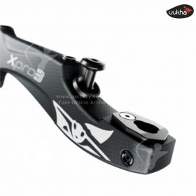 "Discover the Xpro3 25" riser’s reinforced 7075 aluminum limb pockets, taffeta weave finish, and magnetic clicker extension."