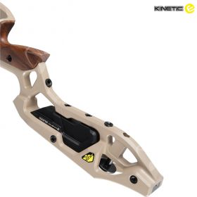 Elezo Hybrid riser attached to ILF limbs, demonstrating full compatibility and a centered, balanced setup for improved control in every shot. Ideal for mid-level to advanced shooters.