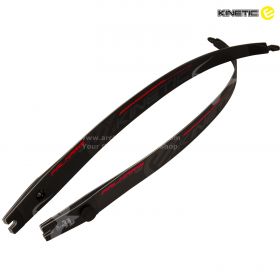 “Close-up of Kinetic New Palmaris limb tip with slim integrated design, reducing mass weight and improving string efficiency, crafted for archers seeking control and smooth release.”
